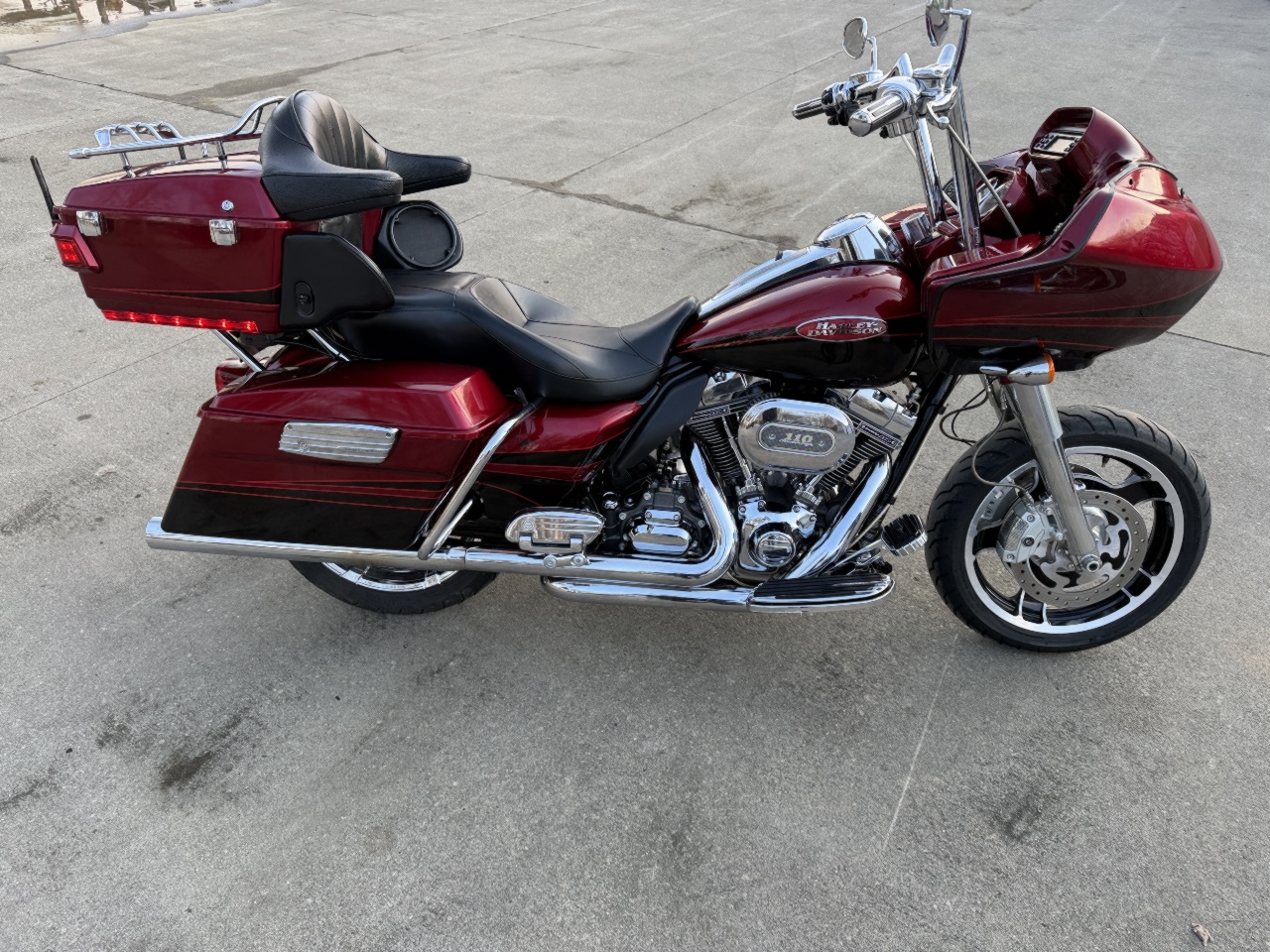 2011 Harley-Davidson FLHTRUSE CVO Road Glide Ultra